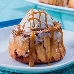Cinnabon Sunday Cups