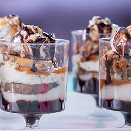 Cinnabon® Turtle BonBites™ Parfait